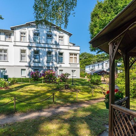 Ostseehotel Villen Im Park - Ein Rovell Hotel 塞巴特黑灵斯多夫 外观 照片
