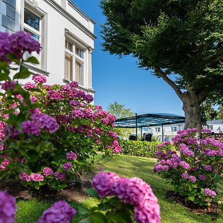 Ostseehotel Villen Im Park - Ein Rovell Hotel 塞巴特黑灵斯多夫 外观 照片