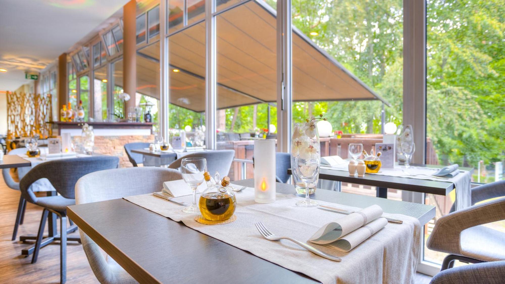 Ostseehotel Villen Im Park - Ein Rovell Hotel 塞巴特黑灵斯多夫 外观 照片