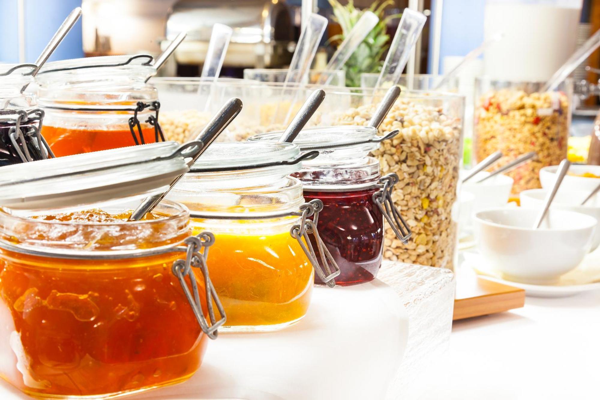 Ostseehotel Villen Im Park - Ein Rovell Hotel 塞巴特黑灵斯多夫 外观 照片