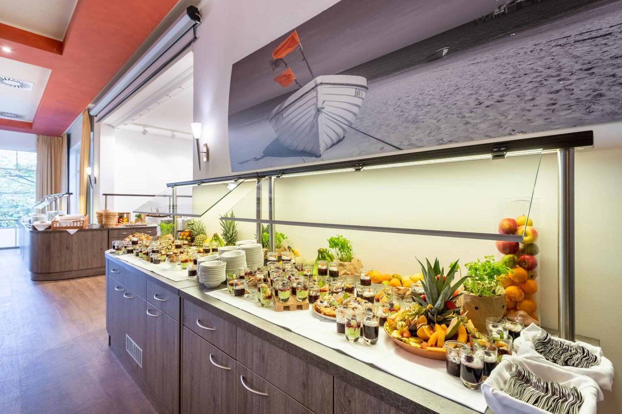 Ostseehotel Villen Im Park - Ein Rovell Hotel 塞巴特黑灵斯多夫 外观 照片
