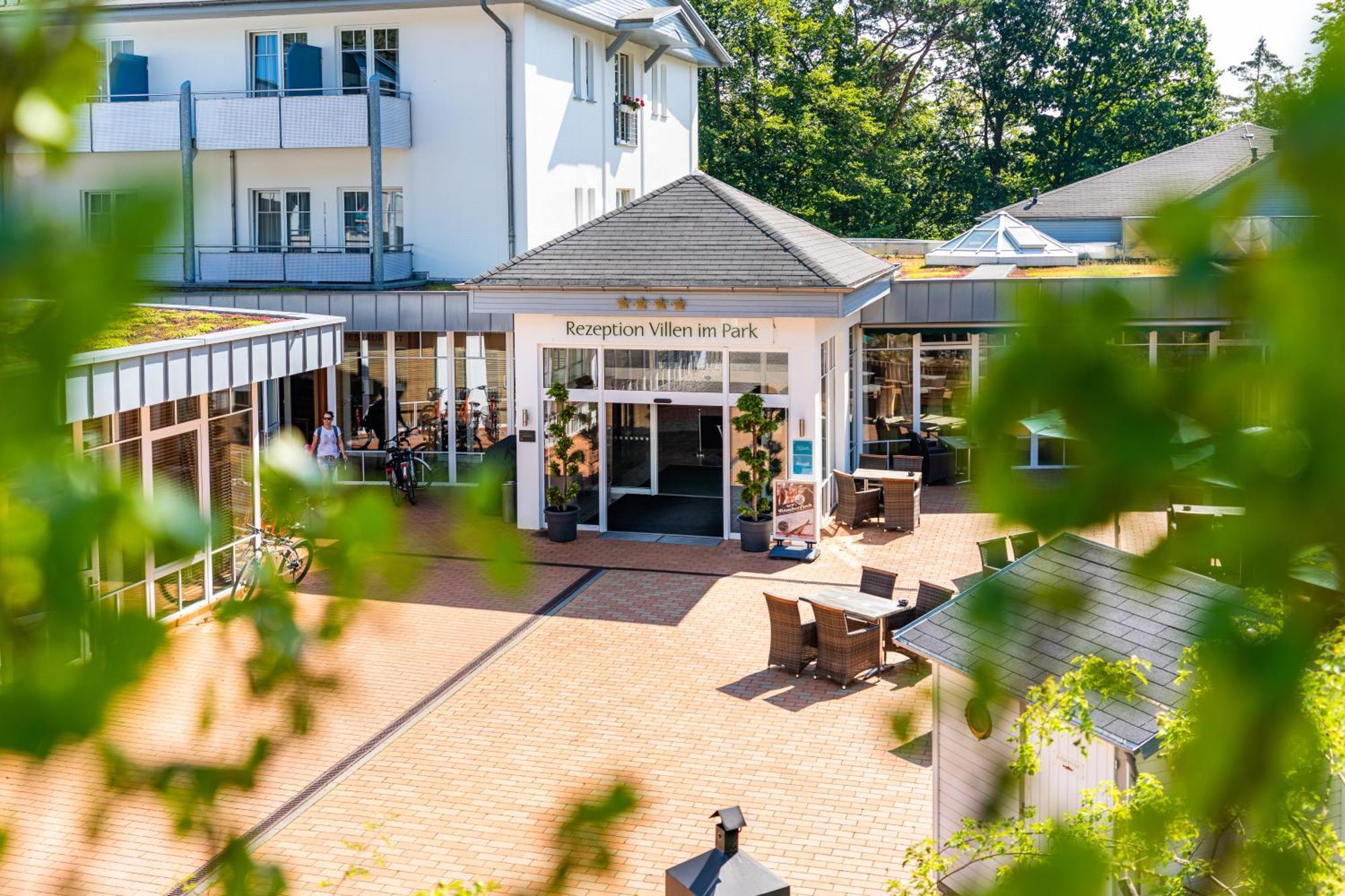 Ostseehotel Villen Im Park - Ein Rovell Hotel 塞巴特黑灵斯多夫 外观 照片