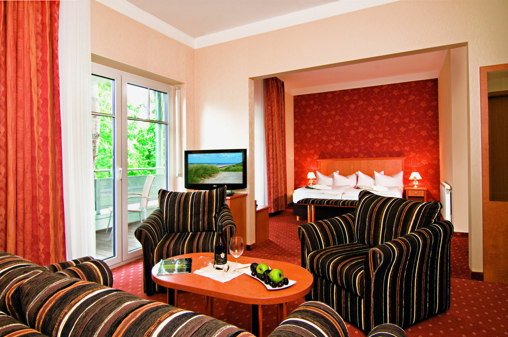Ostseehotel Villen Im Park - Ein Rovell Hotel 塞巴特黑灵斯多夫 外观 照片