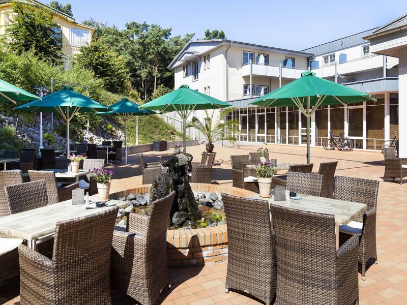 Ostseehotel Villen Im Park - Ein Rovell Hotel 塞巴特黑灵斯多夫 外观 照片